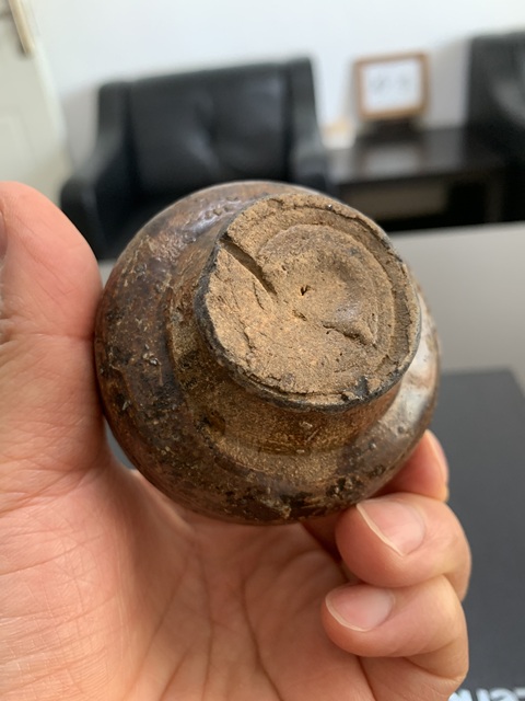古玩陶瓷褐釉水盂拍賣,當前價格1500元