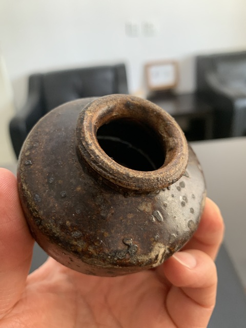 古玩陶瓷褐釉水盂拍賣,當前價格1500元