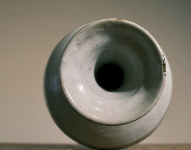 古玩陶瓷青白釉盤口瓶真品鑒賞圖