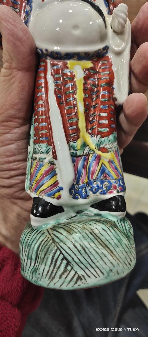 古玩陶瓷民國(guó)粉彩八仙造像拍賣(mài)，當(dāng)前價(jià)格380元