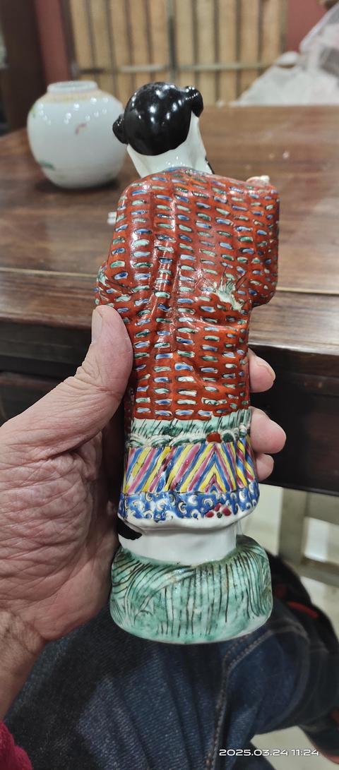 古玩陶瓷民國(guó)粉彩八仙造像拍賣(mài)，當(dāng)前價(jià)格380元