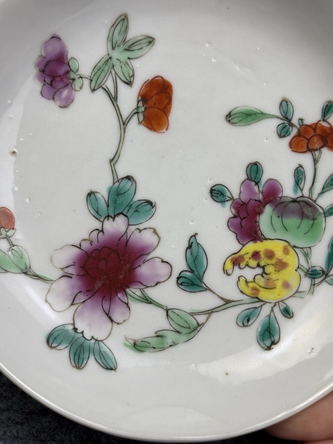 古玩陶瓷粉彩花卉紋盤拍賣,當前價格688元