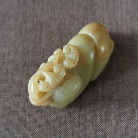 古玩玉器【和田玉】80.90年代和田玉雕“如意童子”拍賣,當前價格199元