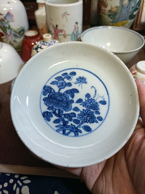 古玩陶瓷道光青花蝶戀花紋盤拍賣，當前價格2888元