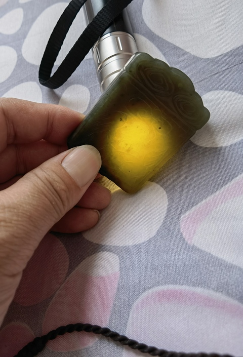 古玩玉器玉牌子拍賣,當前價格700元