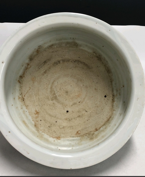 古玩陶瓷清中早·青花纏枝花卉紋三足爐拍賣，當前價格3880元