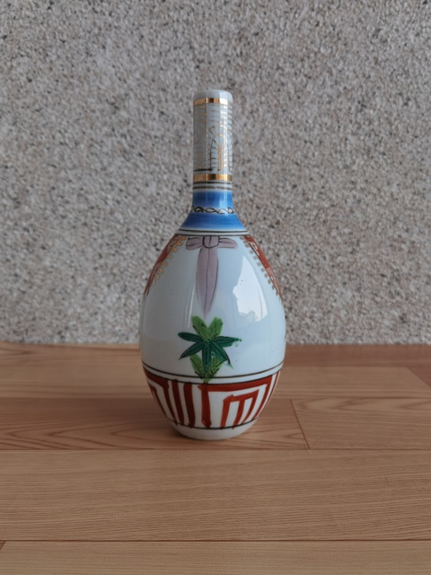 古玩陶瓷五彩描金瓶拍賣,當前價格298元
