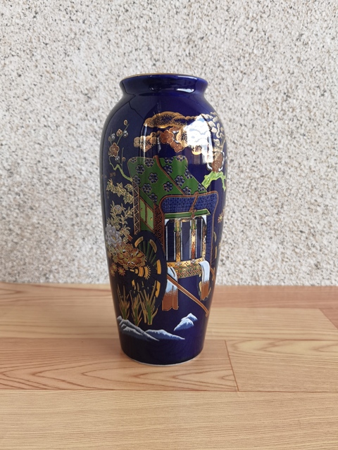 古玩陶瓷藍釉彩繪描金瓶拍賣,當前價格350元