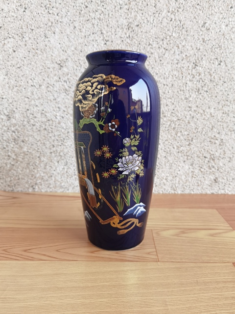 古玩陶瓷藍釉彩繪描金瓶拍賣,當前價格350元