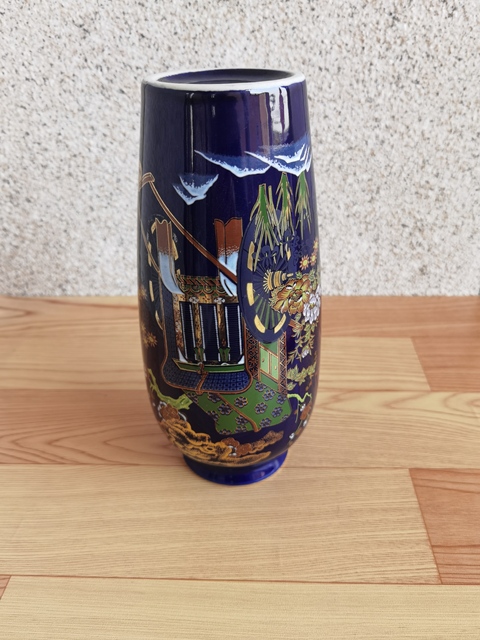 古玩陶瓷藍釉彩繪描金瓶拍賣,當前價格350元