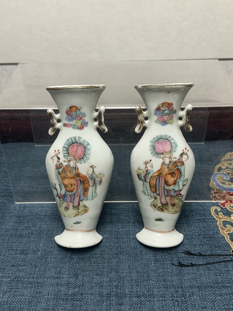古玩陶瓷清同治超細(xì)路精品粉彩人物紋壁瓶一對拍賣，當(dāng)前價格6500元