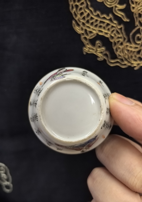 古玩陶瓷道光粉彩無雙譜人物馬蹄杯拍賣，當(dāng)前價格8888元
