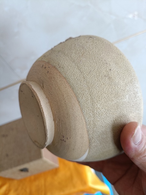 古玩陶瓷館藏級唐代青釉內支釘燒平底大賞碗拍賣,當前價格980元