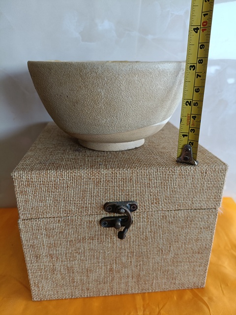 古玩陶瓷館藏級唐代青釉內支釘燒平底大賞碗拍賣,當前價格980元