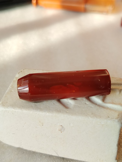 古玩玉器天然紅瑪瑙單珠拍賣，當前價格66元