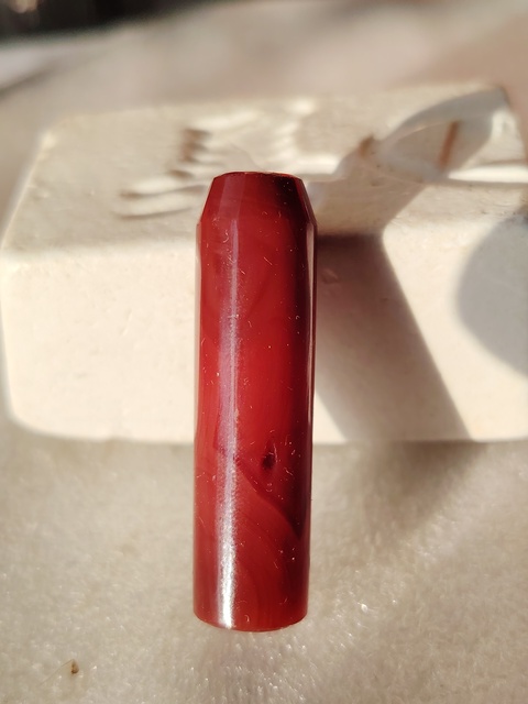古玩玉器清·紅瑪瑙管珠拍賣，當前價格100元