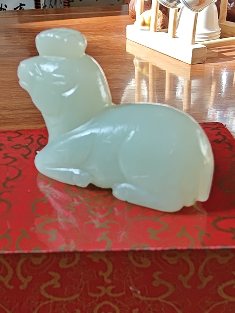 古玩玉器玉鹿拍賣，當(dāng)前價格7000元