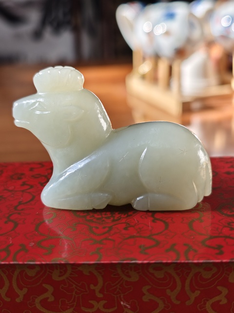 古玩玉器玉鹿拍賣，當(dāng)前價格7000元