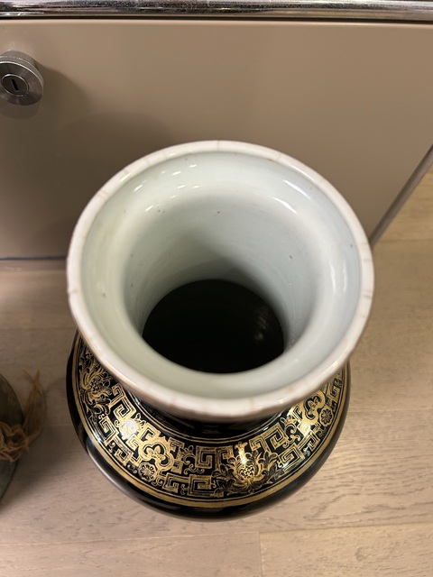 古玩陶瓷清·烏金釉描金大棒槌瓶拍賣,當前價格50000元