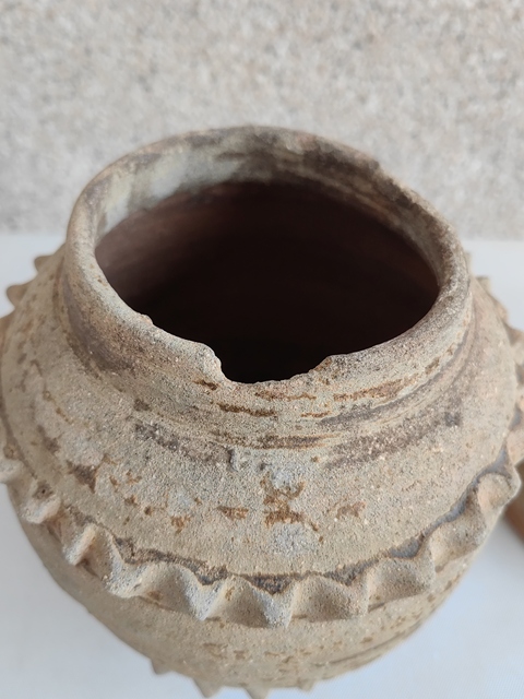 古玩陶瓷褐釉蓋罐拍賣,當前價格480元