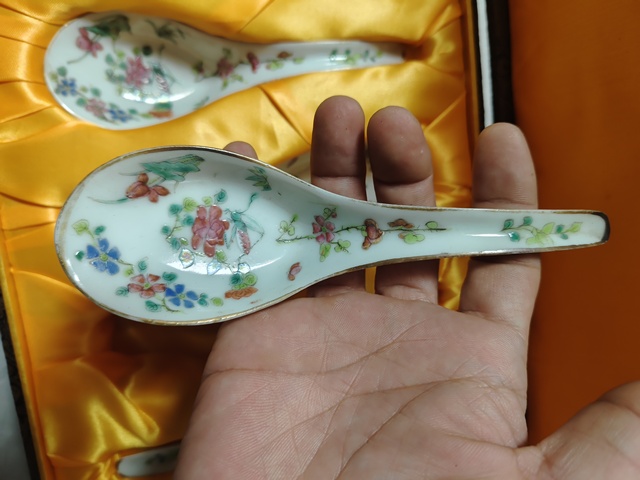 古玩陶瓷晚清粉彩湯勺拍賣,當前價格8500元