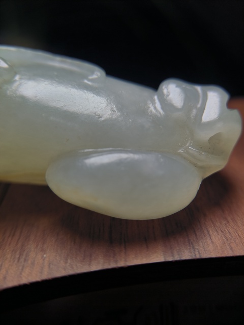 古玩玉器清代和田玉雕“瓜果墜”手把件拍賣,當(dāng)前價(jià)格18000元