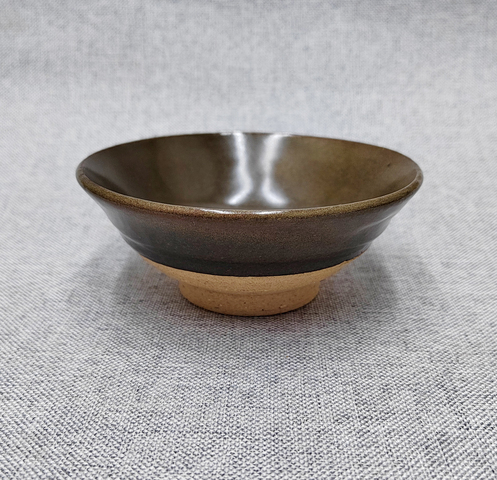 古玩陶瓷挺不錯的一個明代茶葉末釉茶盞拍賣,當前價格180元