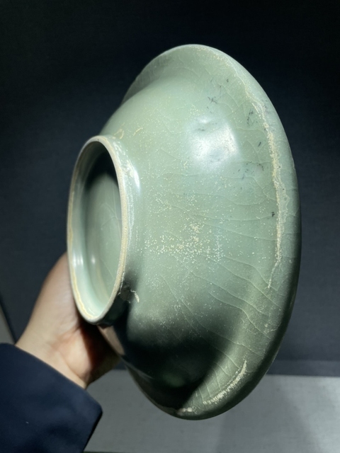 古玩陶瓷南宋龍泉窯官帽大洗拍賣，當(dāng)前價(jià)格19999元