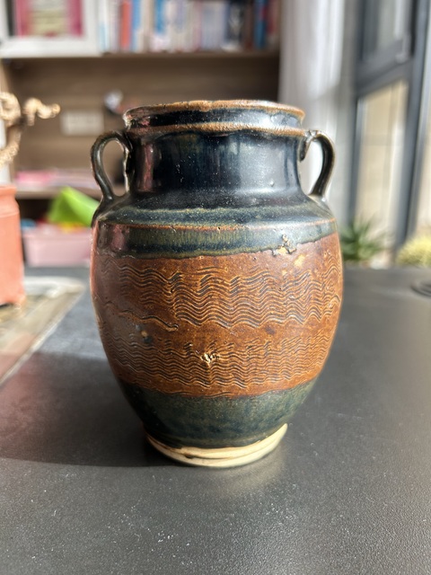 古玩陶瓷明代?雙色釉刻水波紋雙系罐拍賣，當前價格3666元