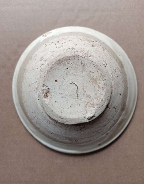 古玩陶瓷磁州窯白釉平底碗拍賣，當前價格0元