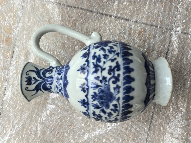 古玩陶瓷明崇禎·青花纏枝花卉紋花澆拍賣，當前價格29800元