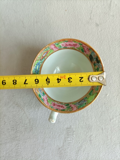 古玩陶瓷廣彩描金人物故事紋手把杯拍賣,當前價格780元