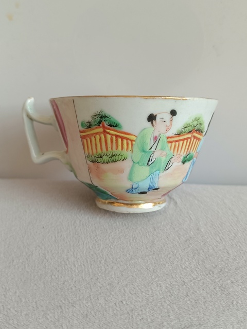 古玩陶瓷廣彩描金人物故事紋手把杯拍賣,當前價格780元