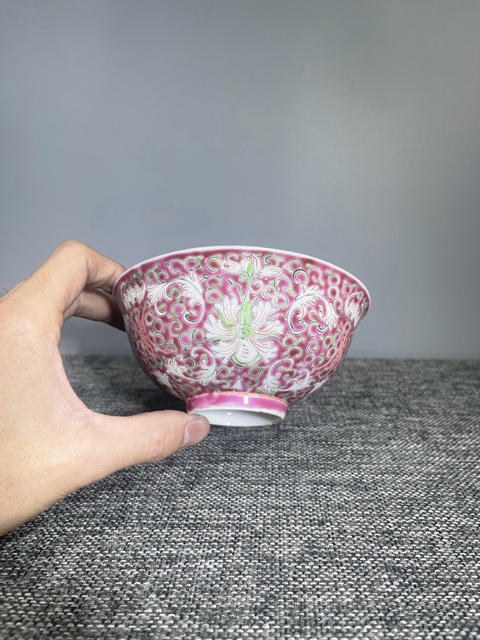 古玩陶瓷民國.胭脂紅粉彩花卉紋茶碗拍賣,當前價格750元