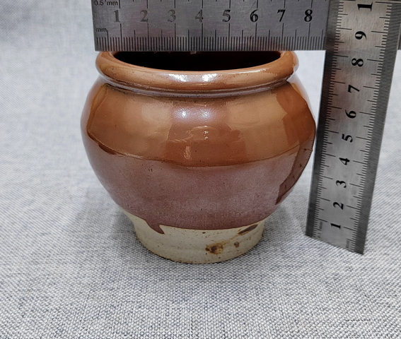 古玩陶瓷漂亮的明清紫金釉茶入拍賣,當前價格880元