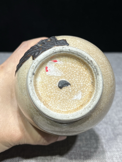 古玩陶瓷哥釉地鐵銹釉花卉紋拍賣,當前價格2000元