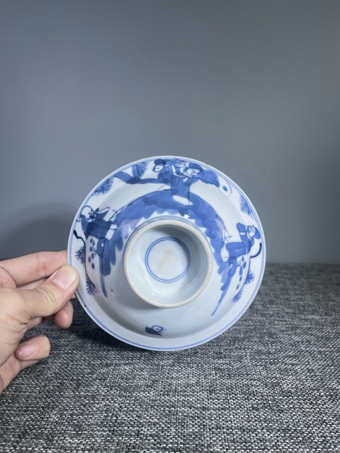 古玩陶瓷清晚期.青花三星高照圖高足碗拍賣,當前價格0元