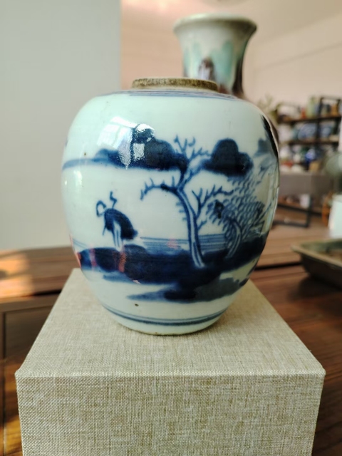 古玩陶瓷（全品）清三代乾隆青花山水人物罐拍賣，當(dāng)前價(jià)格2000元
