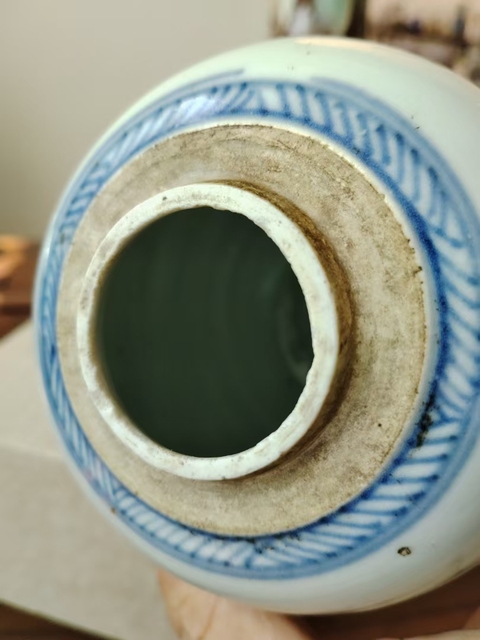古玩陶瓷（全品）清三代乾隆青花山水人物罐拍賣，當(dāng)前價(jià)格2000元