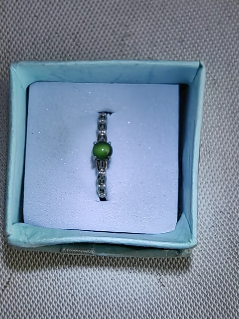 古玩玉器天然翡翠鑲嵌戒指拍賣,當前價格260元