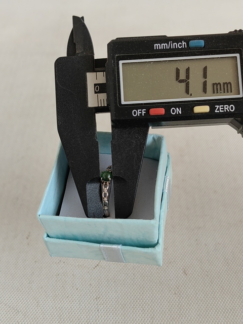 古玩玉器天然翡翠鑲嵌戒指拍賣,當前價格260元