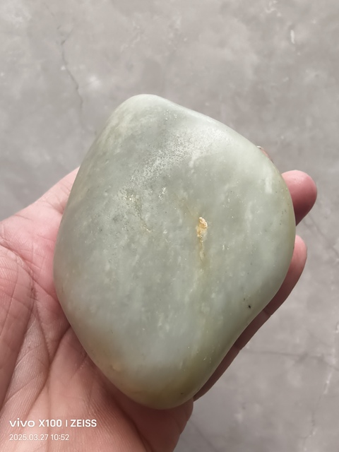 古玩玉器和田玉籽料原石拍賣,當前價格680元
