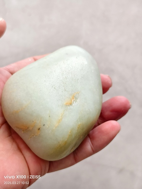 古玩玉器和田玉籽料原石拍賣,當前價格680元