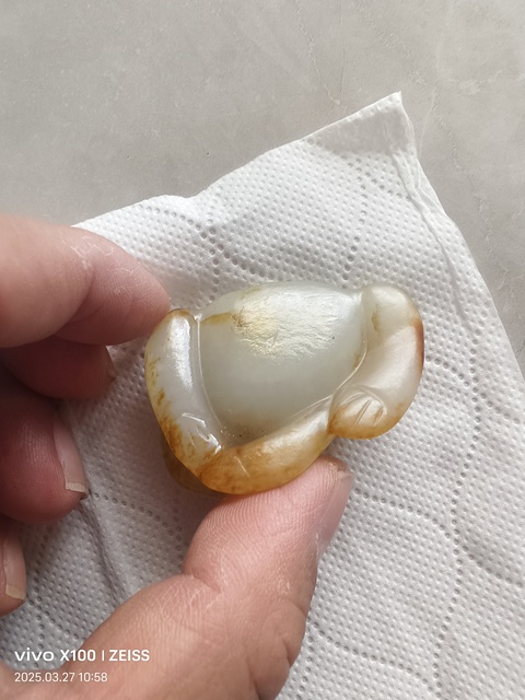 古玩玉器和田玉雕“金蟾”拍賣，當(dāng)前價(jià)格880元