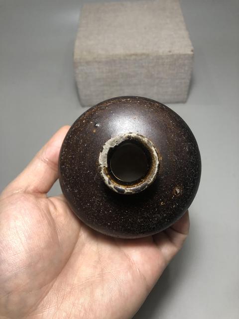 古玩陶瓷宋元，吉州窯黑釉水盂拍賣，當前價格600元