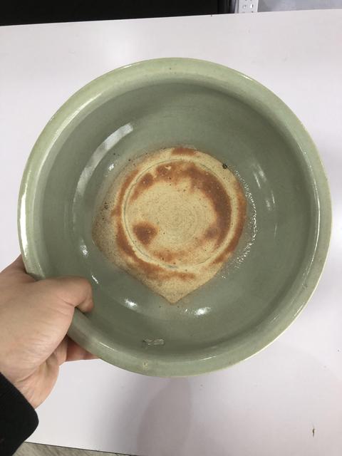 古玩陶瓷明，龍泉窯青釉獸足爐拍賣，當前價格4000元