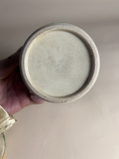 古玩陶瓷素三彩弦紋蓋缸拍賣,當前價格1500元