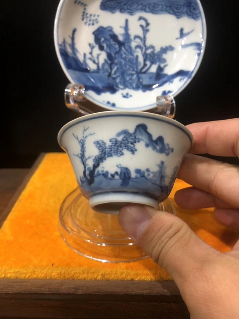 古玩陶瓷(館藏級杯碟)清·康熙·訪友圖·青花杯碟套裝拍賣,當前價格1456元