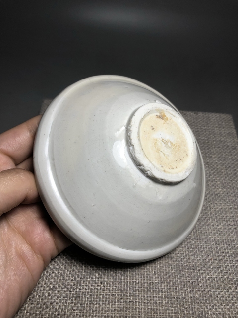 古玩陶瓷宋代·白釉碗真品鑒賞圖