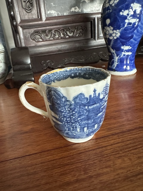 古玩陶瓷青花亭臺樓閣山水紋手把杯拍賣,當前價格1280元